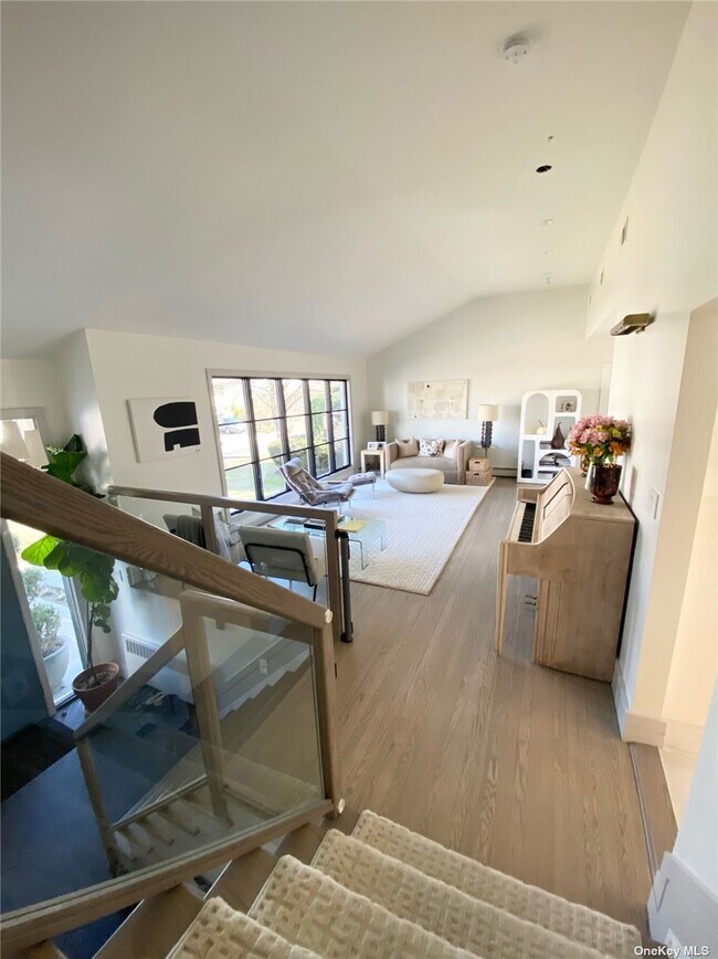 Foto del edificio - 797 Plainfield Ln