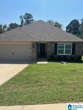 Building Photo - 11 Cottage Ln