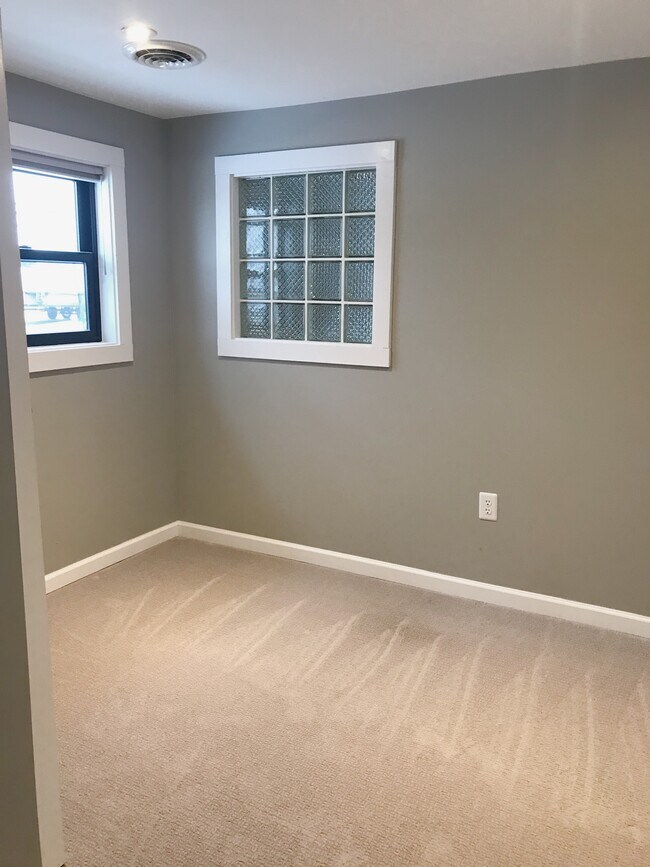 Dormitorio - 721 S Kolbiaz Dr