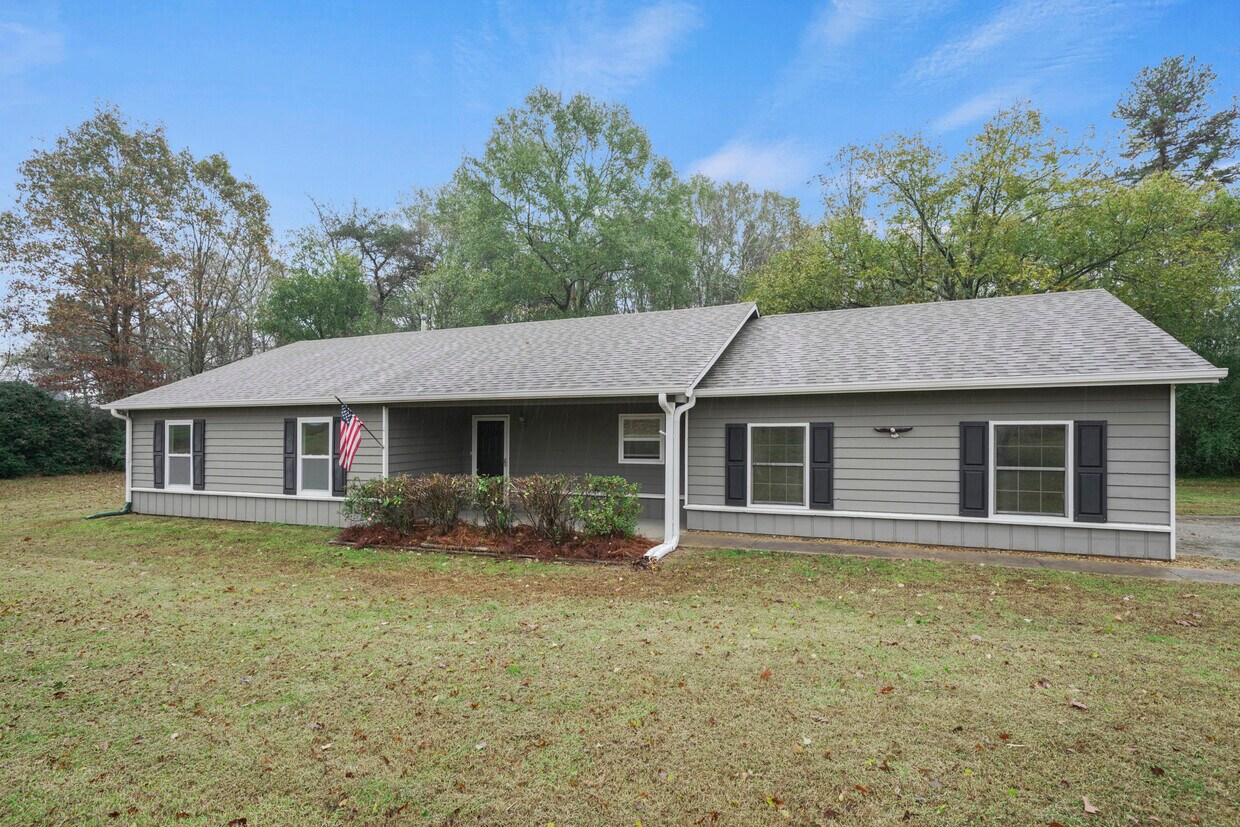 Primary Photo - 5950 Keith Bridge Rd