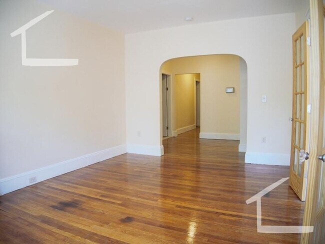 Photo - 35 Dwight St Apartment