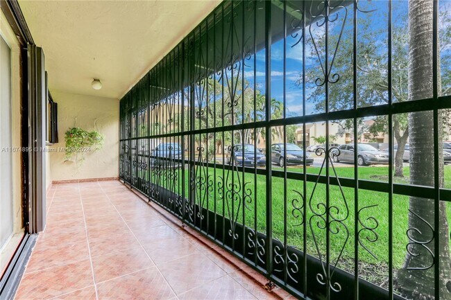 Foto del edificio - 130 NW 87th Ave