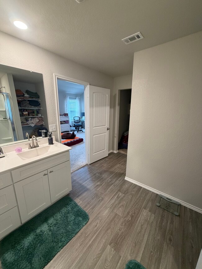 Building Photo - 5708 Berriweather Dr