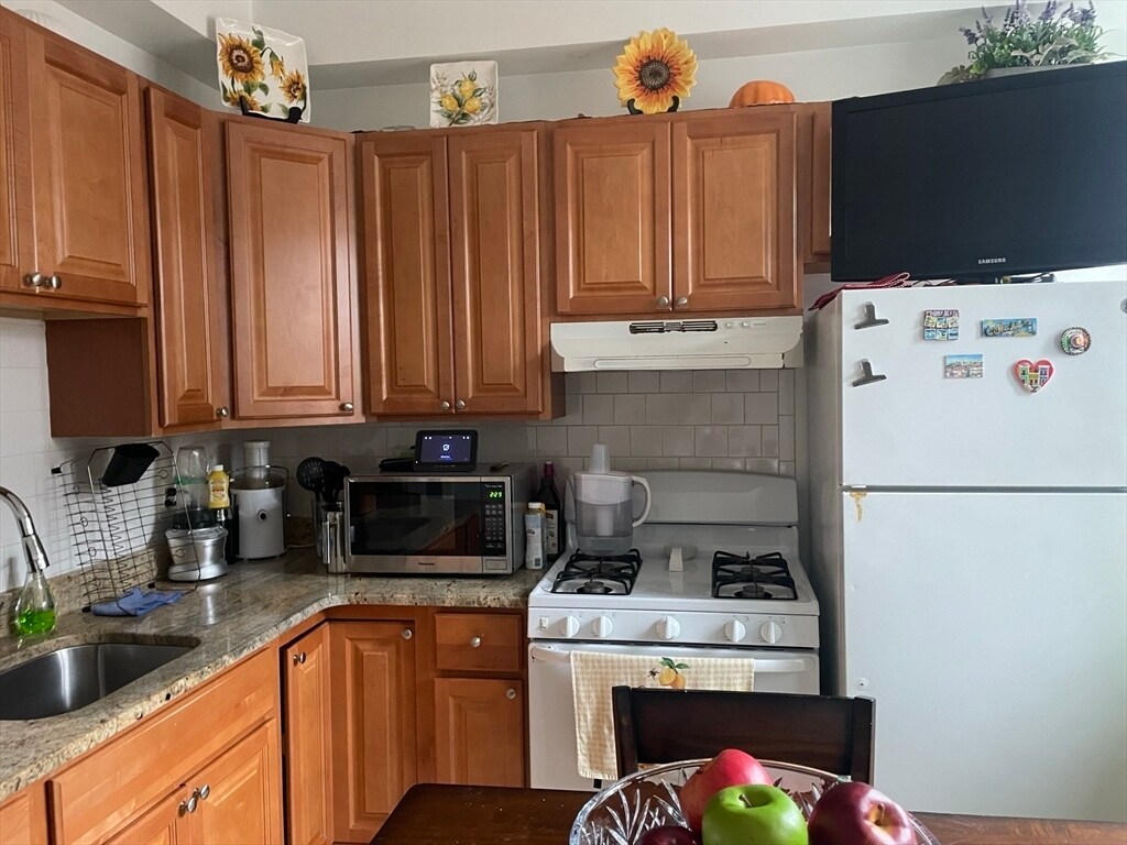 Foto principal - 103 Shurtleff St