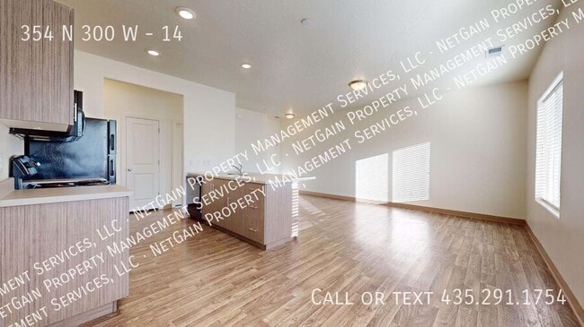 Building Photo - 354 N 300 W