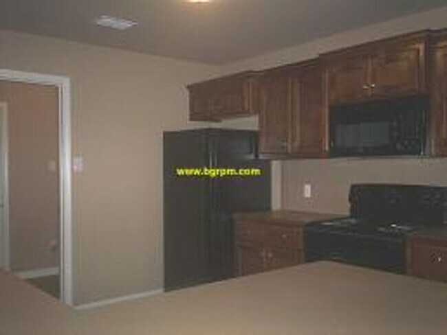 Foto del edificio - Stanphil Rd. Duplex. 2 BD, 2 BA.
