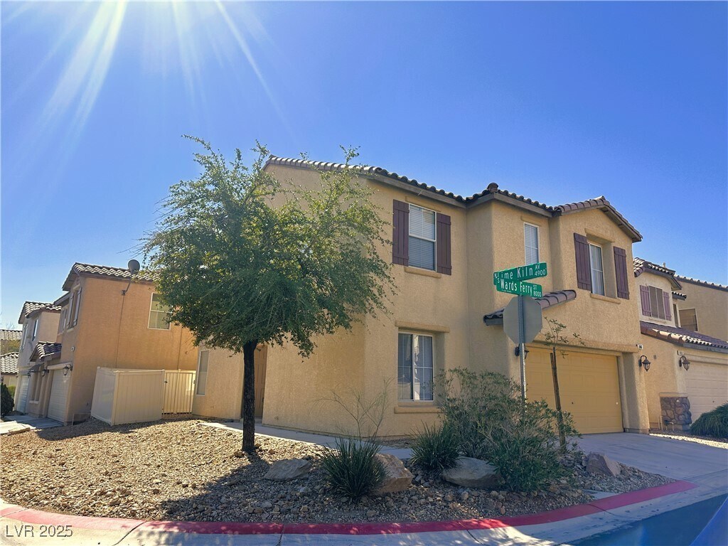Foto principal - 8046 S Wards Ferry St