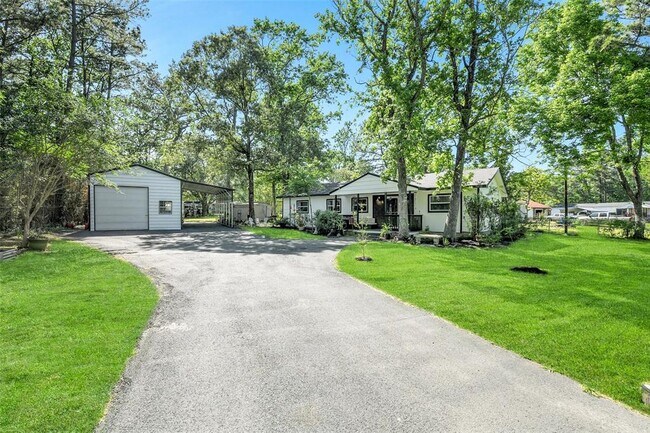 Building Photo - 27011 Azalea Ct