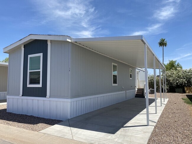 Building Photo - 2060 N Center St