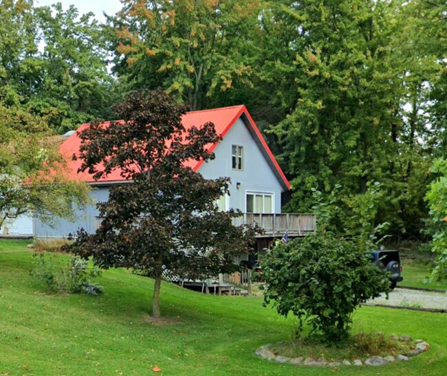 Foto del edificio - 989 Howard Dr