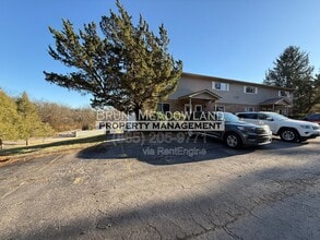 Building Photo - 1805 Meadowland Ln