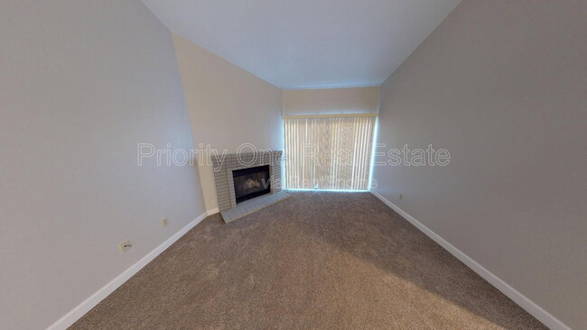 Building Photo - 2876 Englewood Way