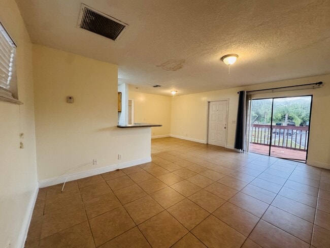 Building Photo - 7 Crossings Cir