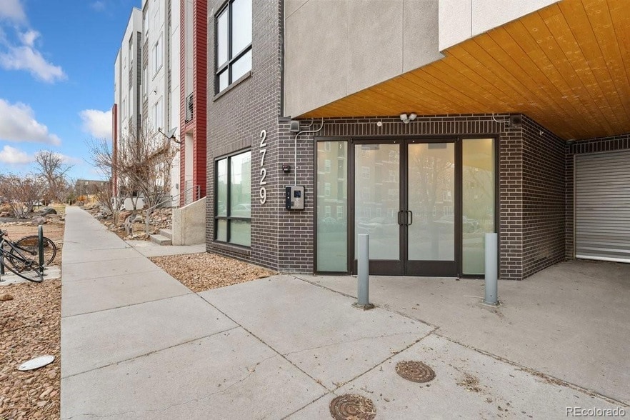 Primary Photo - 2729 W 28th Ave