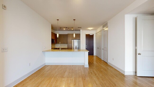 Interior Photo - 322 on North Broad