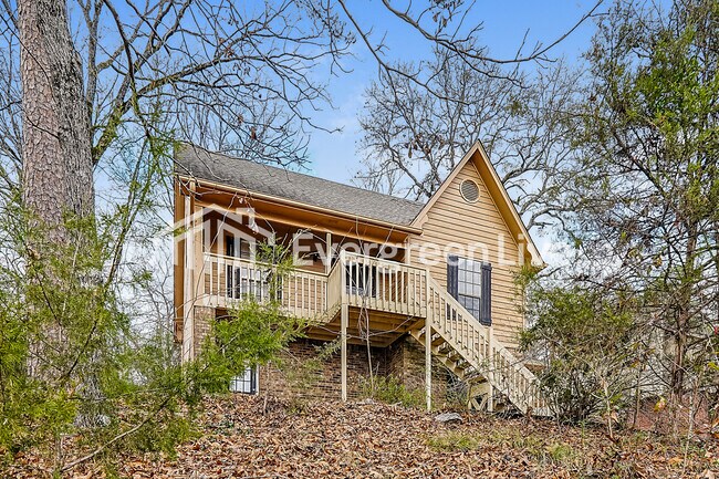 Foto del edificio - 507 Bennett Dr