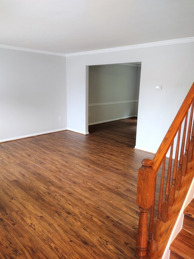 Foto del edificio - 9526 Stoney Ridge Rd
