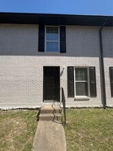 Building Photo - 101 Plantation Blvd