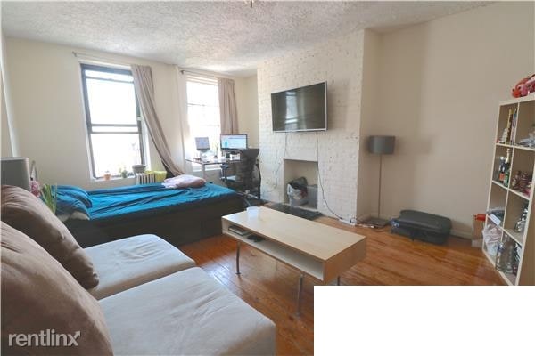Primary Photo - 457 W 51ST St
