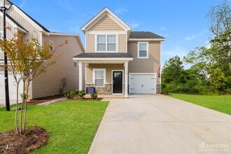 Building Photo - 1021 Crescent Moon Lp