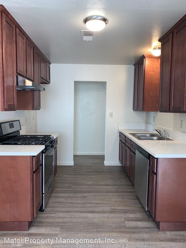 Building Photo - 3 br, 2 bath House - 2921 ALDER CREEK DR