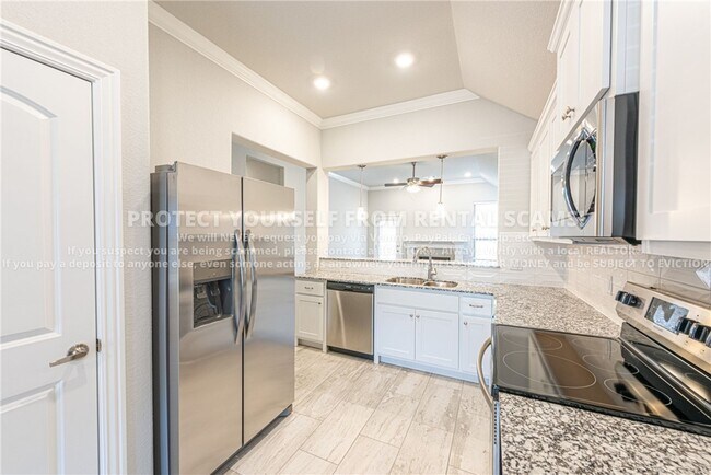 Foto del edificio - 703 Quartzite Ave