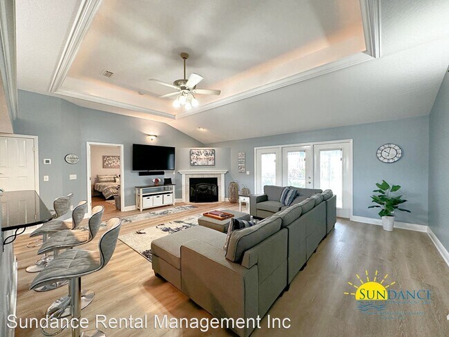 Building Photo - 3 br, 2 bath House - 1781 Bridgeport Colon...