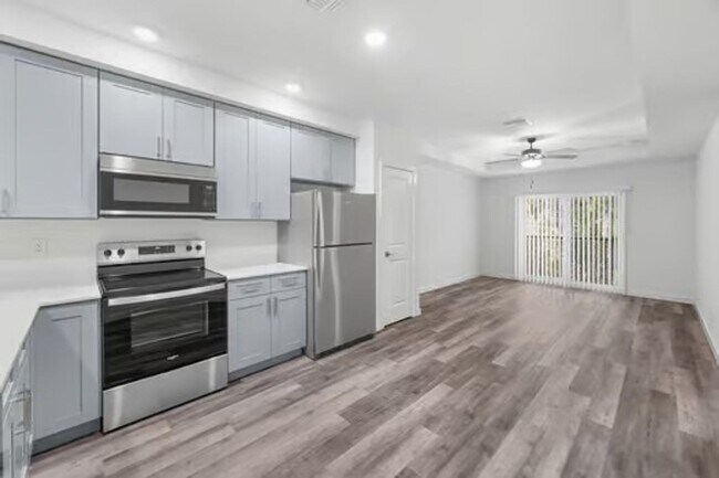 Foto del edificio - 3174 Oleander Ave