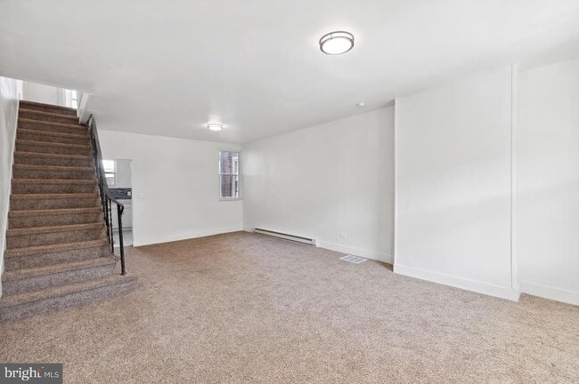 Building Photo - 6133 Reedland St