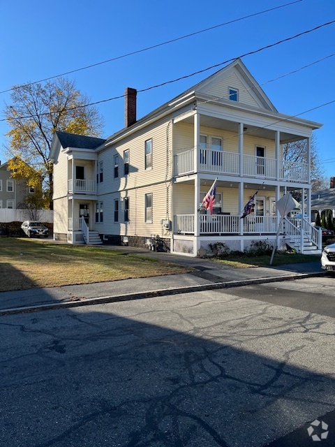 Building Photo - 44 Starbird St