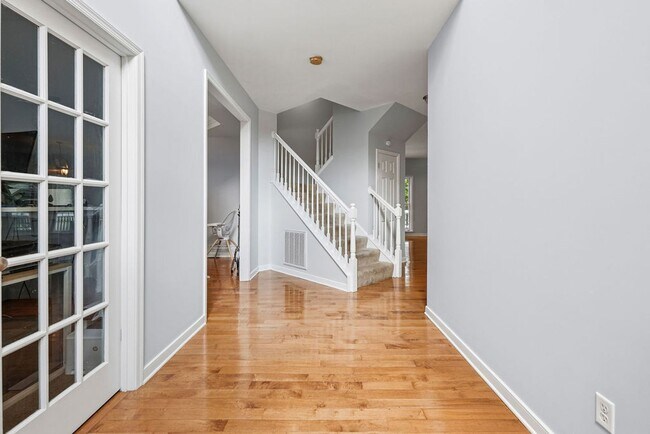 Foto del edificio - 5 bedroom home in Stonehouse Glen
