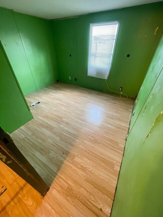Building Photo - 8105 Moonmist Cir