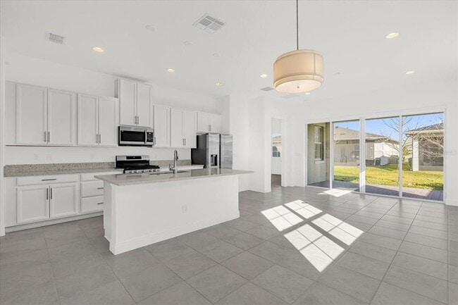 Building Photo - 2360 Datura Lp