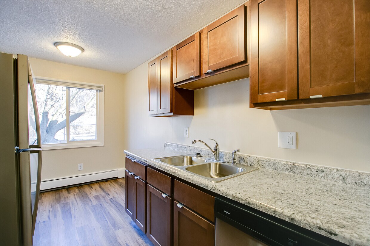 1337 Arkwright St N Unit 307, Saint Paul, MN 55130 Apartment for Rent