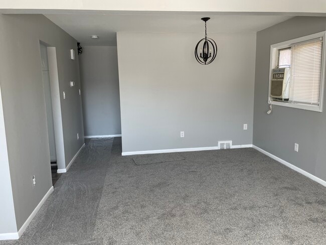 DINING ROOM - 15226 W 9 Mile Rd