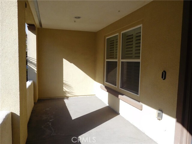 Foto del edificio - 17563 Waterfall Ct