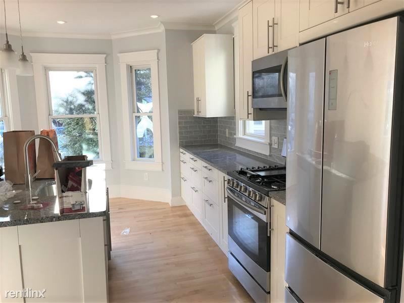 Primary Photo - 2 br, 2 bath Apartment - 38 Ames St # 1 1