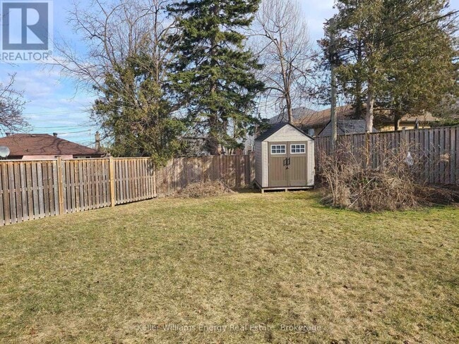 Building Photo - 16 Rintella Ct