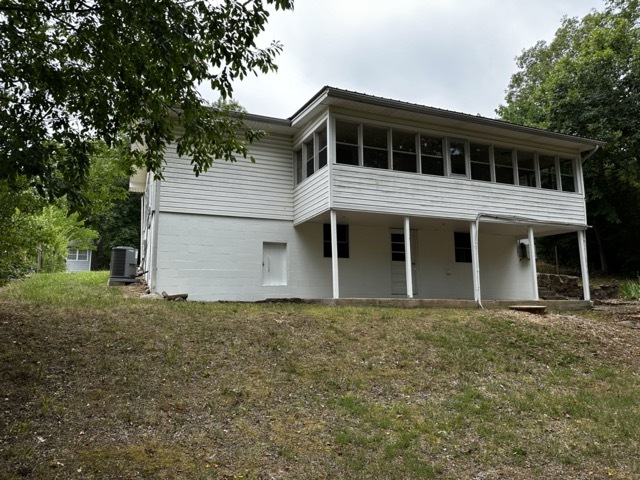 Foto del edificio - 315 W Hazelwood Dr