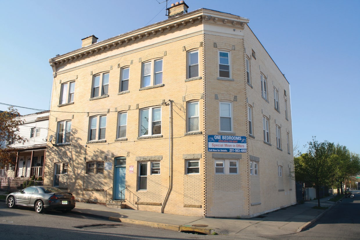 153 Pierson St, Orange, NJ 07050 Apartments in Orange, NJ