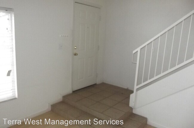 Foto del edificio - 8461 Majestic View Ave