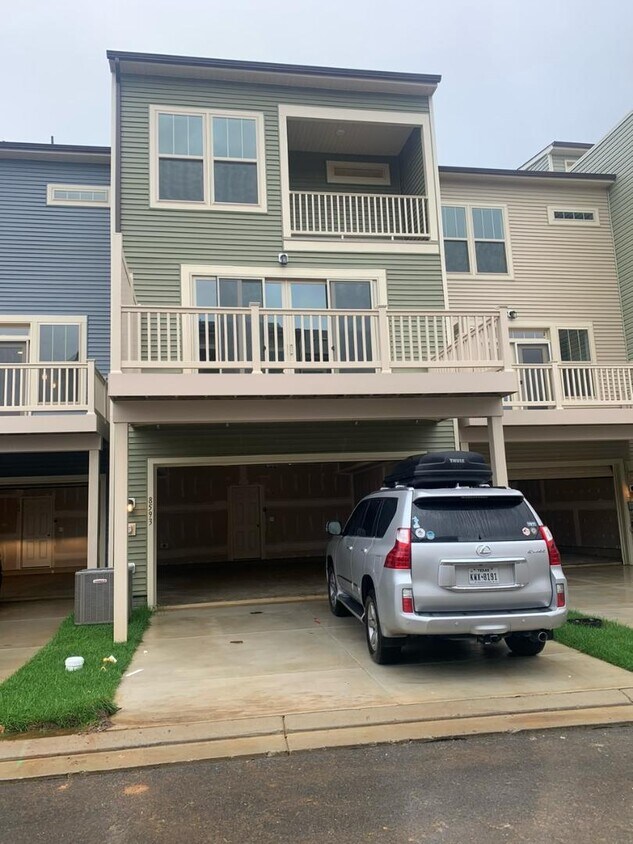 Foto principal - 8593 Red Sage Way S