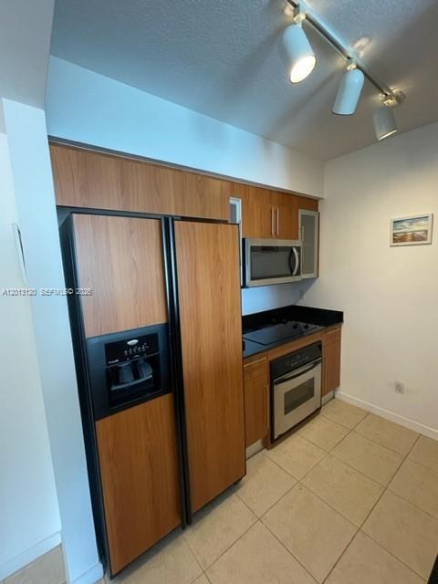 Building Photo - 335 S Biscayne Blvd