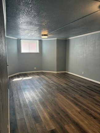 Building Photo - 501 W Columbia Ter