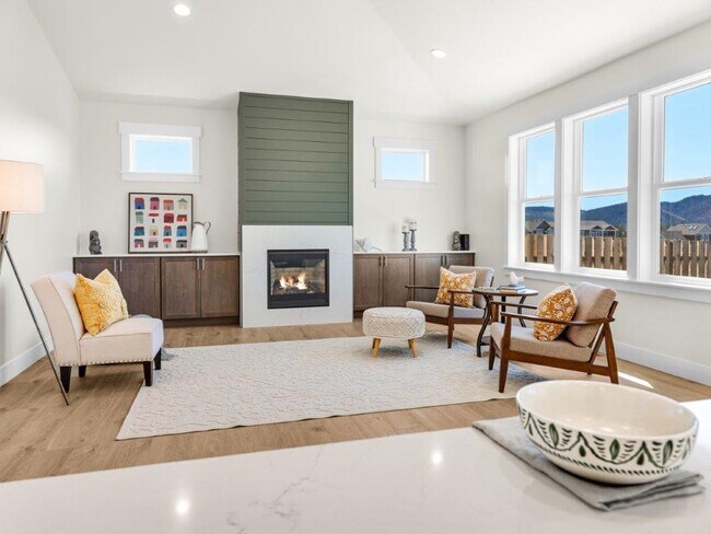 Foto del edificio - 1386 Seabright Wy