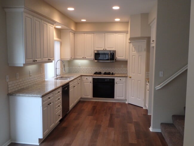 Building Photo - 1690 Fawn Chase Ln
