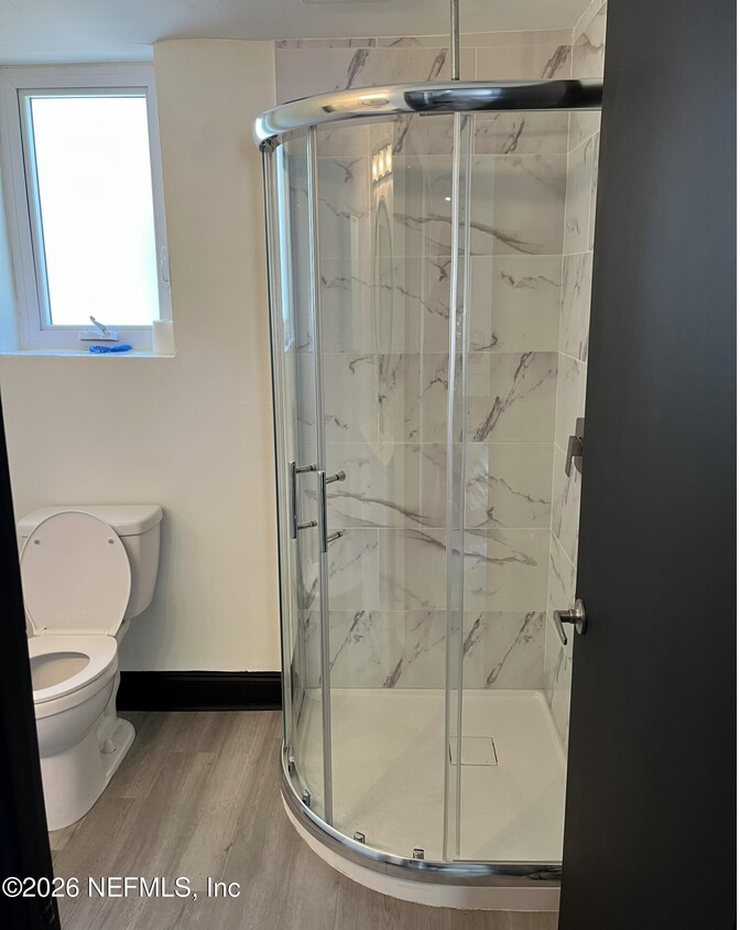 Foto del edificio - 6126 Atlantic Blvd