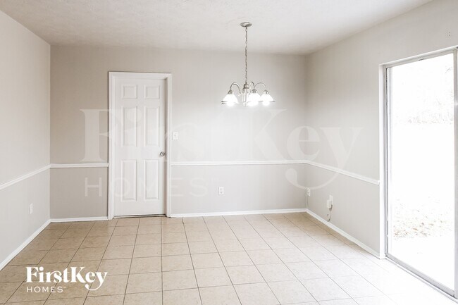 Foto del edificio - 6450 Peppermill Ln