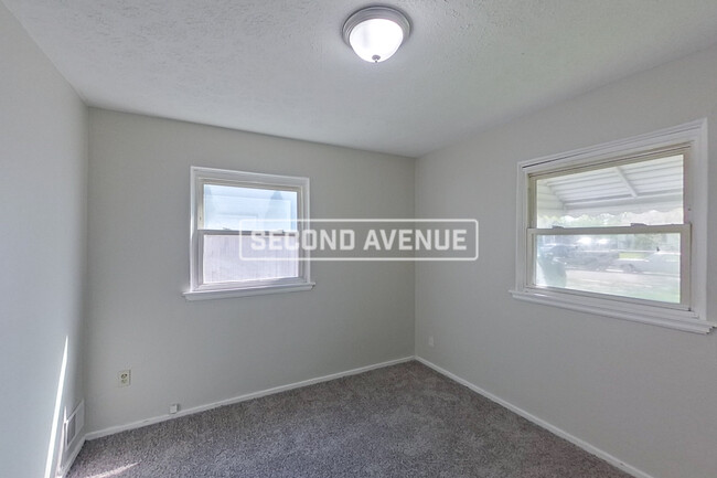 Building Photo - 2313 Magnolia Pl