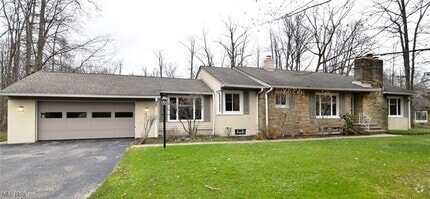 Building Photo - 28199 Harvard Rd